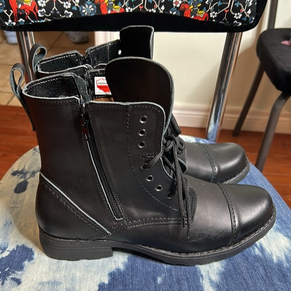 Motorcycle Boots - Picture 6 of 11